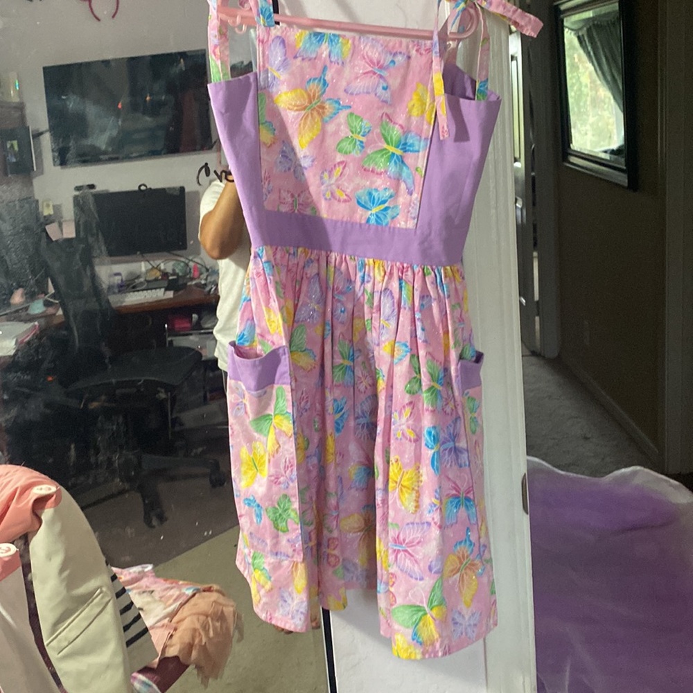Handmade - Picture 3 of 3